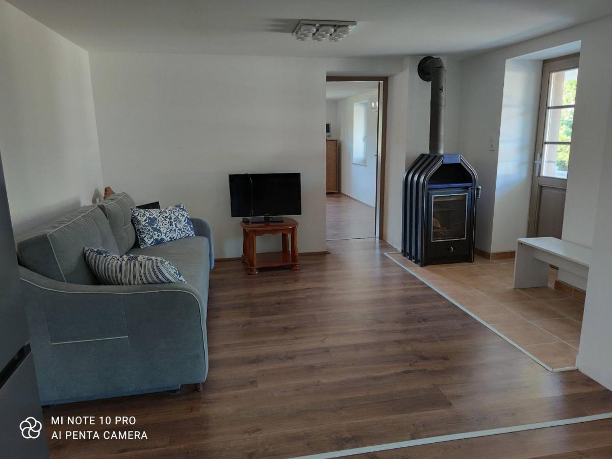 Das Blaue Haus Guesthouse - Kovacshida Luaran gambar