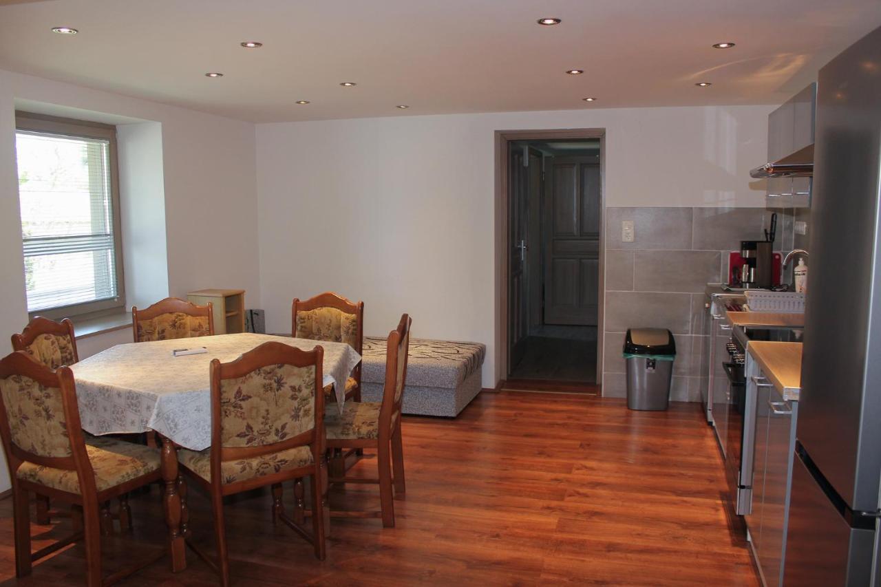 Das Blaue Haus Guesthouse - Kovacshida Luaran gambar